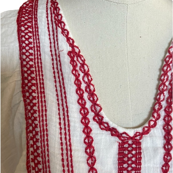 Max Studio NWT bohemian blouse with embroidery on yoke and flowy arms size med - Picture 4 of 8